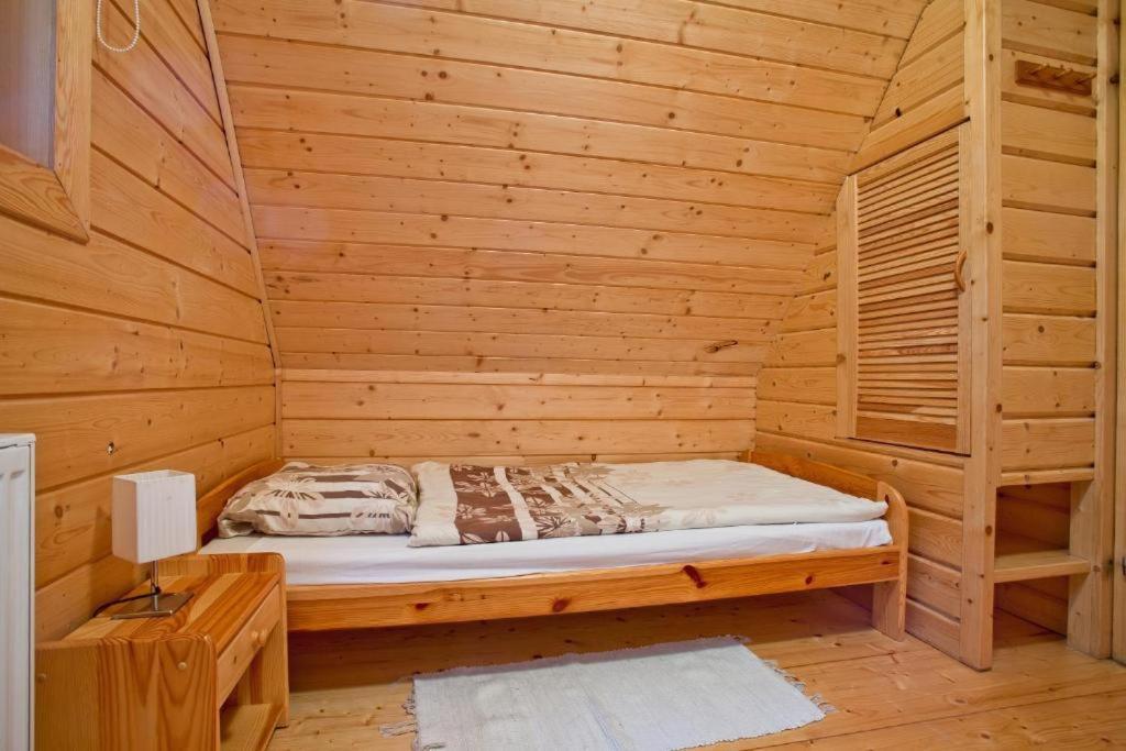 Domek W Krynicy Z Sauna กรินีซา ดรอยจ์ ภายนอก รูปภาพ